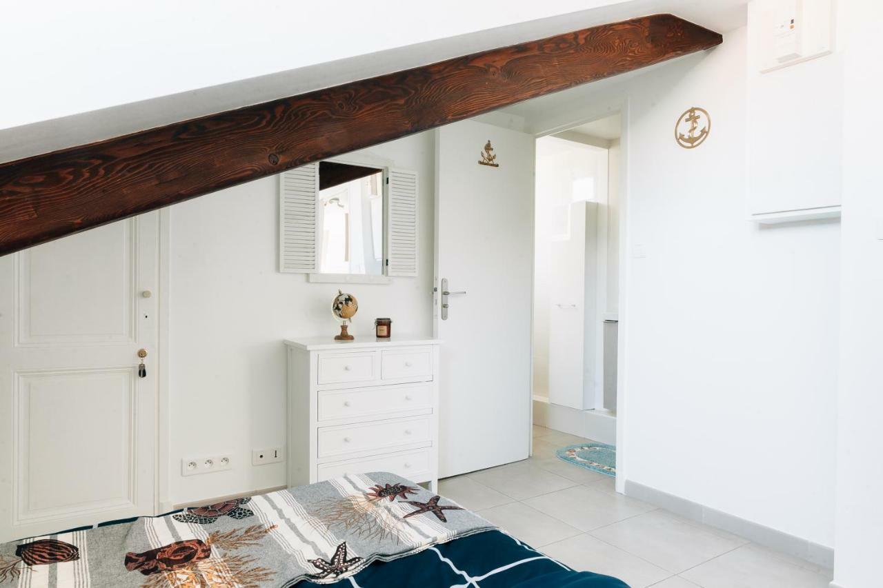 Adorable Apartment In Nice Downtown Exterior photo