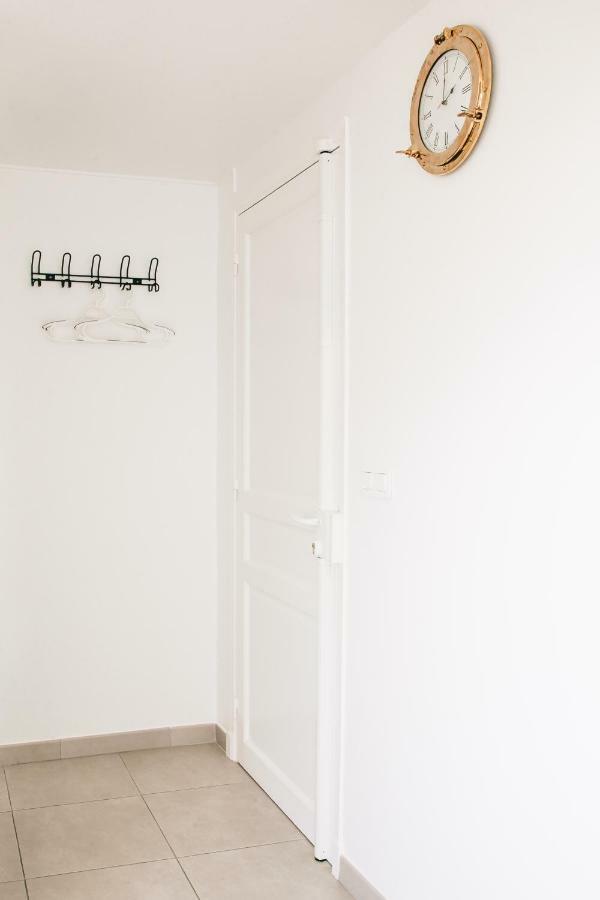 Adorable Apartment In Nice Downtown Exterior photo